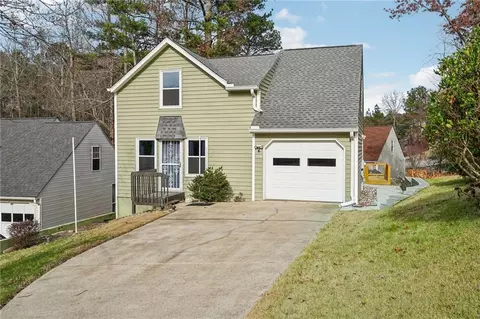 3188 Warrenton Ct, Douglasville, GA 30135