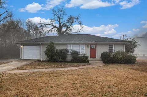 2072 Whites Mill Rd, Decatur, GA 30032