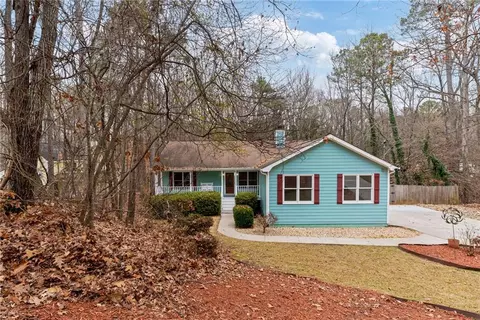 325 Oak St, Fayetteville, GA 30215