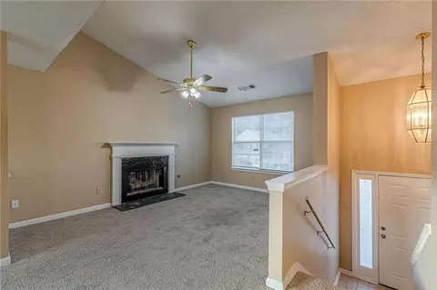139 Hampton Oaks Dr, Hampton, GA 30228 photo 4