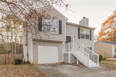 139 Hampton Oaks Dr, Hampton, GA 30228 photo 2
