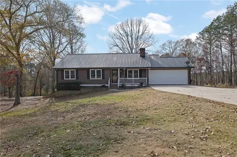 1650 Mineral Springs Rd, Hoschton, GA 30548