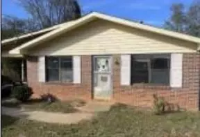 494 Spring St, Toccoa, GA 30577