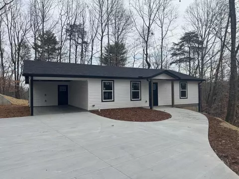 6206 Grant Ford Rd, Gainesville, GA 30506
