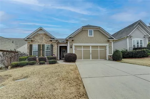 6617 Fawn Meadow Ln, Hoschton, GA 30548