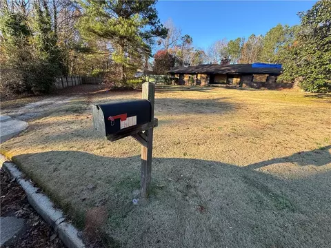 4956 Great Meadows Rd, Lithonia, GA 30038