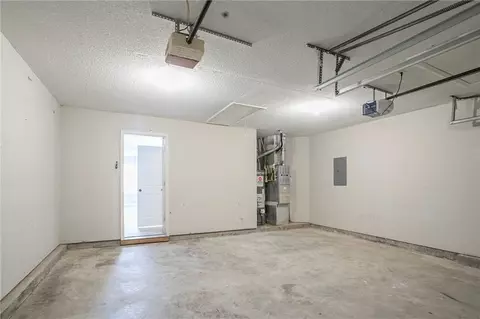 6959 Biscayne Blvd, Rex, GA 30273 photo 19