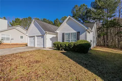 6959 Biscayne Blvd, Rex, GA 30273 photo 3