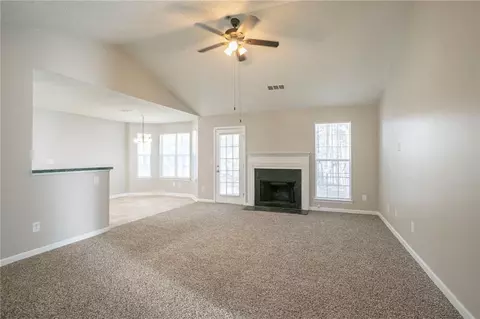 6959 Biscayne Blvd, Rex, GA 30273 photo 4
