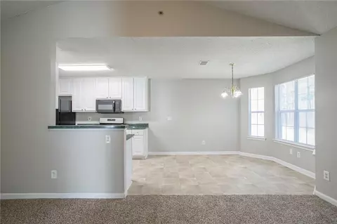 6959 Biscayne Blvd, Rex, GA 30273 photo 6