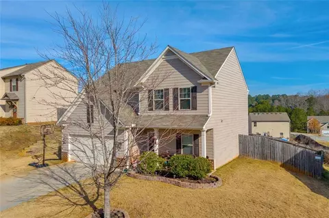 1041 Sutherland Dr, Winder, GA 30680 photo 3