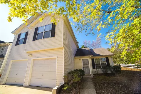 3717 Waldrop Hills Dr, Decatur, GA 30034