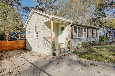 3115 Cloverhurst Dr, Atlanta, GA 30344