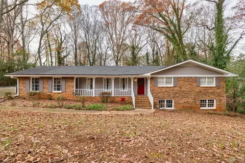 989 Crestwood Ln, Stone Mountain, GA 30087