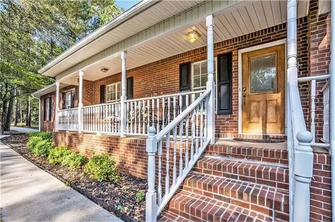 Exterior - 165 Coady Rd, Jackson, GA 30233 photo 3 of 10