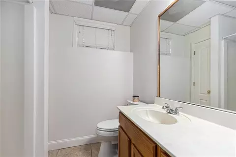 Bath - 165 Coady Rd, Jackson, GA 30233 photo 3 of 3