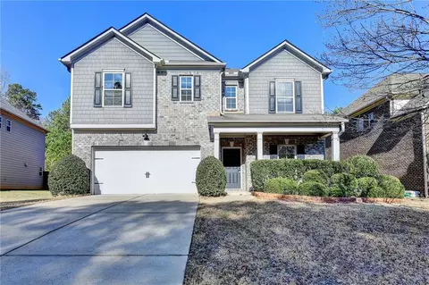 120 Woods Creek Dr, Suwanee, GA 30024