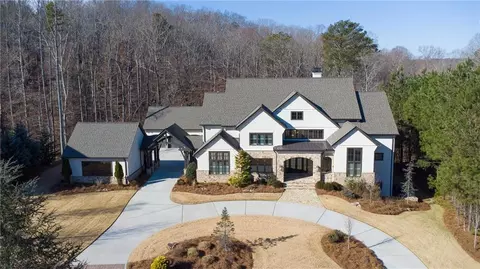5152 Boulder Bluff Way, Suwanee, GA 30024