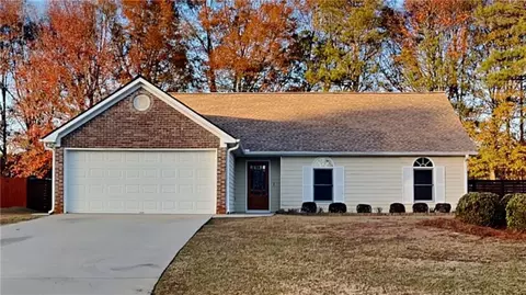 110 Summer Walk Dr, Covington, GA 30016