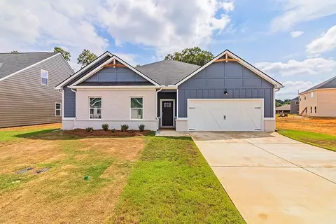 359 Orwell Dr, Social Circle, GA 30225