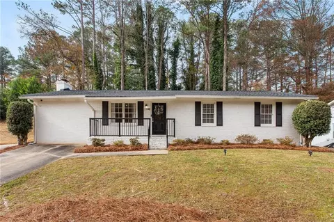 2590 Rolling View Dr SE, Smyrna, GA 30080