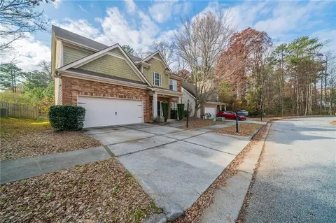 2595 Beal St, Snellville, GA 30078