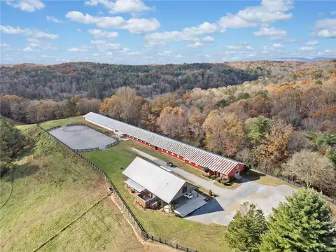 299 Westview Dr, Ellijay, GA 30540