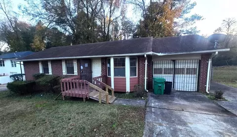 2527 Kelly Lake Rd, Decatur, GA 30032