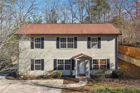 3683 Rolling Pl, Conley, GA 30288