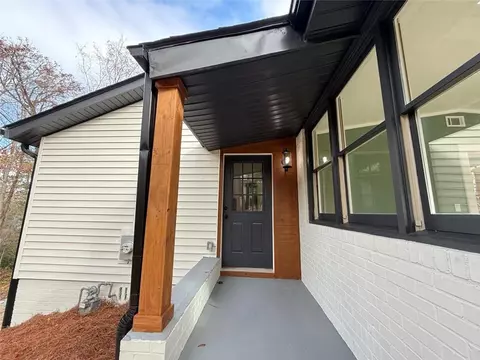 564 Rogers Dr, Macon, GA 31204