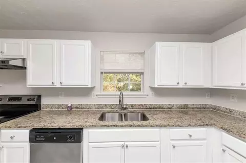 116 Rolling Meadows Ct, Hampton, GA 30228 photo 13