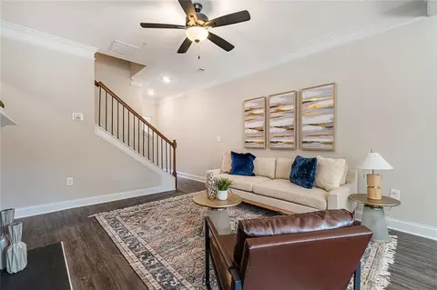 1526 Burberry Aly, Marietta, GA 30008