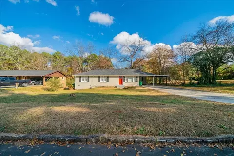 1868 Mclain Ln, Decatur, GA 30035