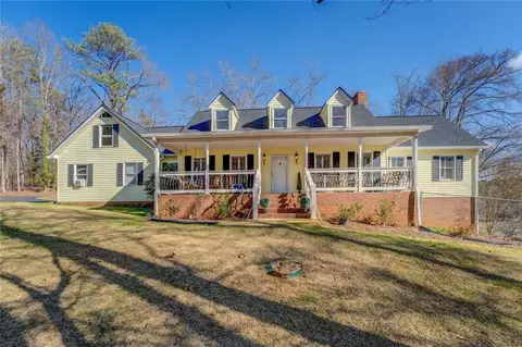 1060 River Cove Rd, Social Circle, GA 30025