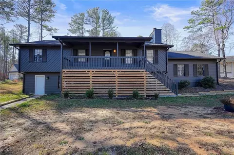 21 Forest Ct, Dallas, GA 30132