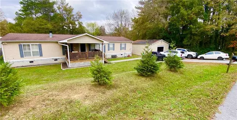 284 Baker Cir SE, Calhoun, GA 30701