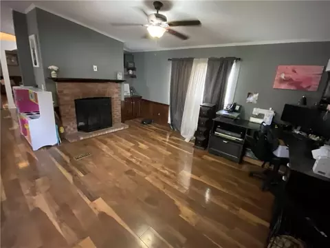 Living - 284 Baker Cir SE, Calhoun, GA 30701 photo 2 of 2
