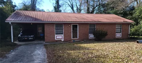 1865 Strozier St, Macon, GA 31217