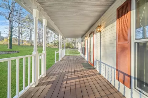 125 S Hampton Rd, Hampton, GA 30228 photo 4