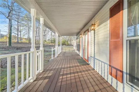 125 S Hampton Rd, Hampton, GA 30228 photo 5