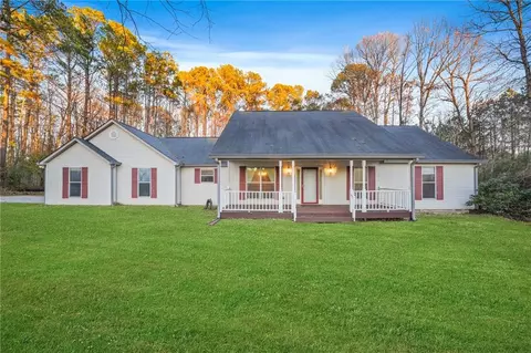125 S Hampton Rd, Hampton, GA 30228