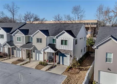 623 E 3rd St # 10, Rome, GA 30161 photo 2