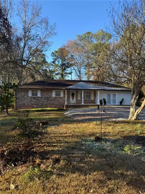14 Pleasant Ridge Rd, Carrollton, GA 30117