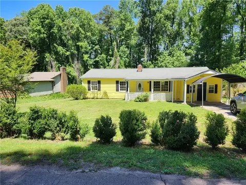 5028 Valley Ct, Oakwood, GA 30566
