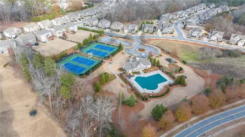 View/Area - 5665 Bridleton Xing, Suwanee, GA 30024 photo 7 of 19