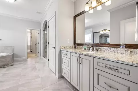 Bath - 5665 Bridleton Xing, Suwanee, GA 30024 photo 3 of 8