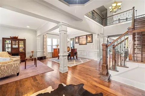 Entry Way - 5665 Bridleton Xing, Suwanee, GA 30024 photo 2 of 8