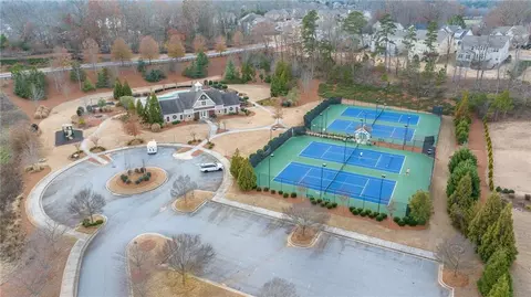 View/Area - 5665 Bridleton Xing, Suwanee, GA 30024 photo 9 of 19