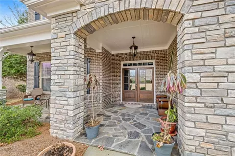 Exterior - 5665 Bridleton Xing, Suwanee, GA 30024 photo 3 of 6