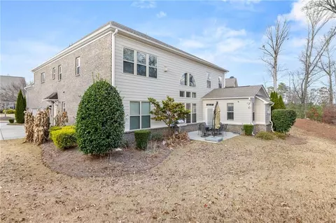 Exterior - 5665 Bridleton Xing, Suwanee, GA 30024 photo 5 of 6